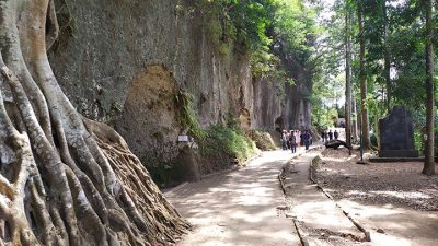 Gua Jepang Bandung Sejarah Harga Tiket Masuk Lokasi