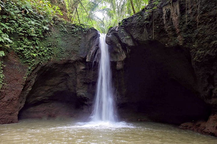 Suwat Waterfall Lokasi Jam Buka Daya Tarik Harga Tiket