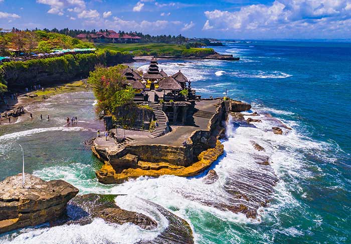 pura tanah lot