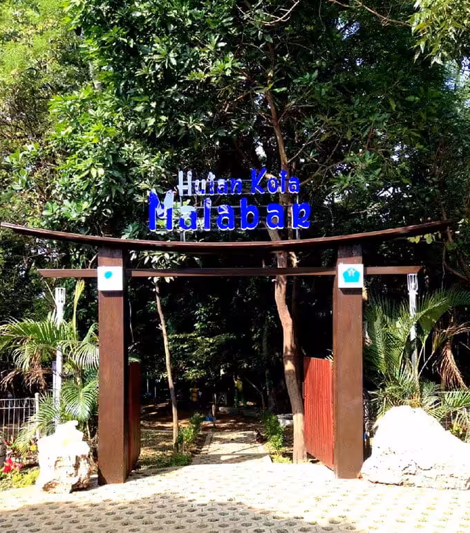 Taman Hutan Kota Malabar Malang