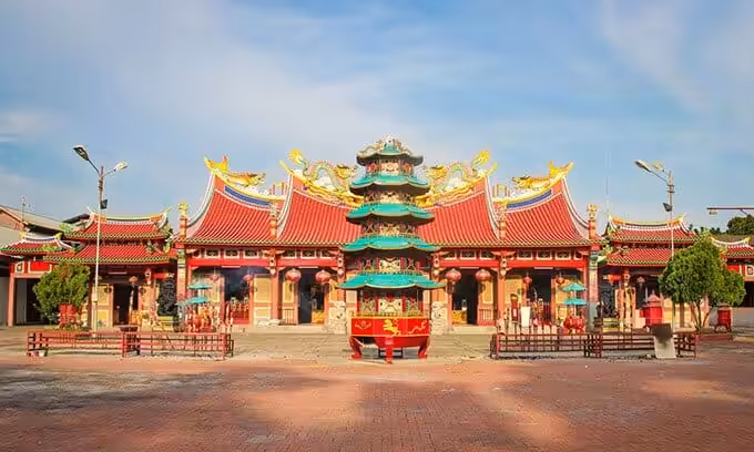 Klenteng Gunung Timur