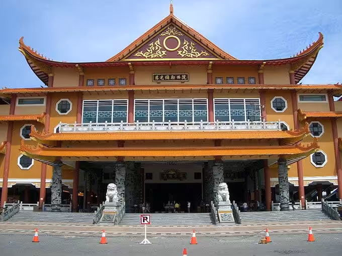 Maha Vihara Maitreya