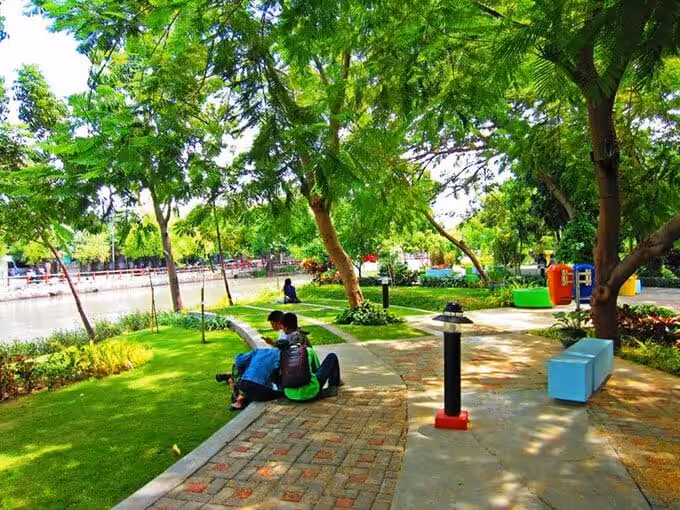 Taman Prestasi Surabaya