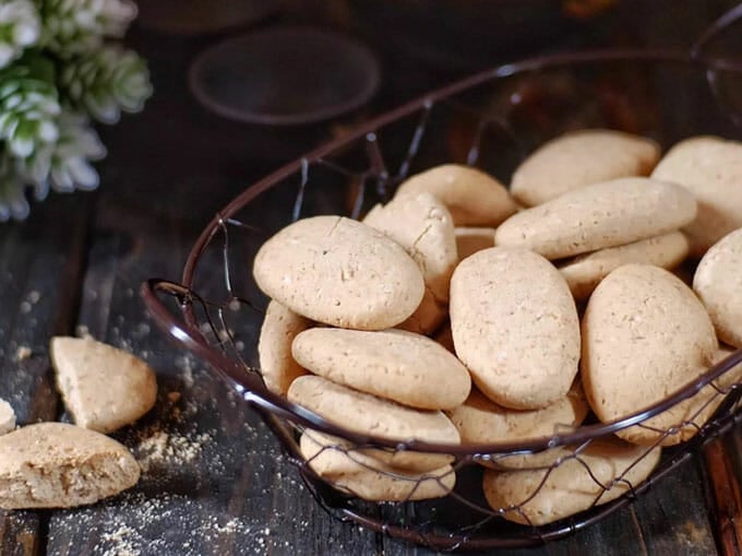 Kue Bagea