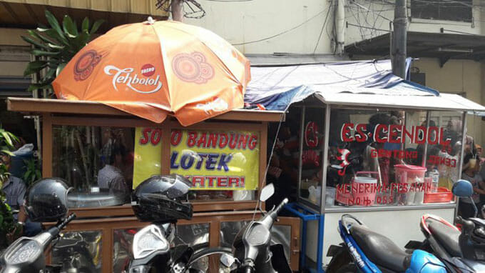 Lotek dan Es Cendol Alkateri