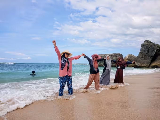 Pantai Pulang Sawal