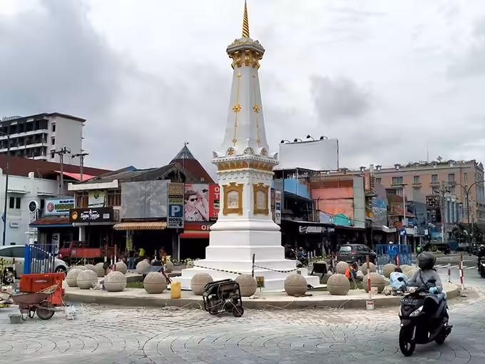 Pembangunan Tugu Jogja