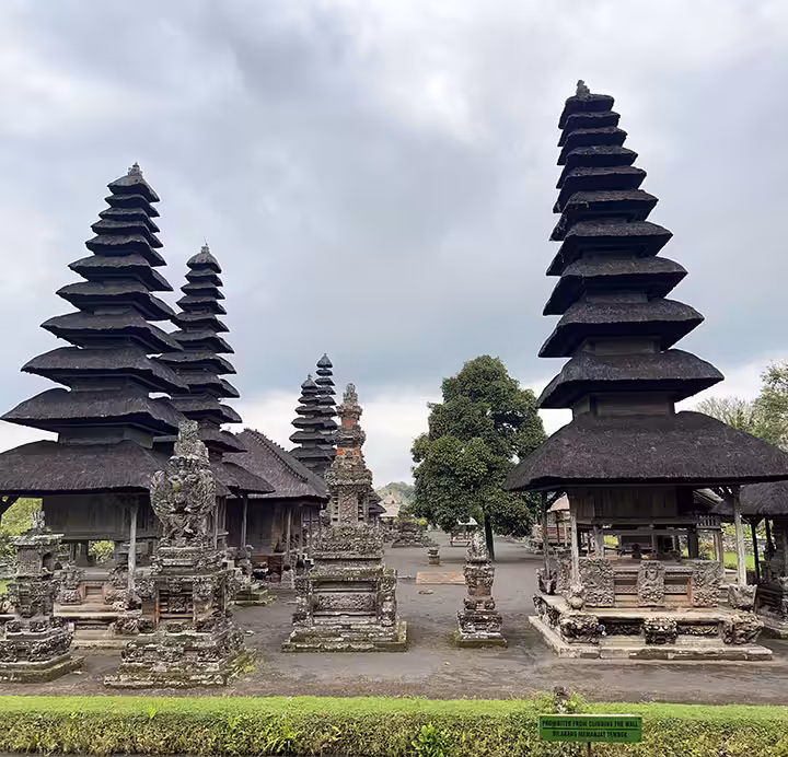 Sejarah Pura Taman Ayun