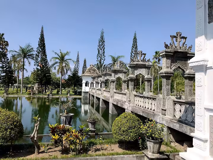 Wisata Taman Ujung