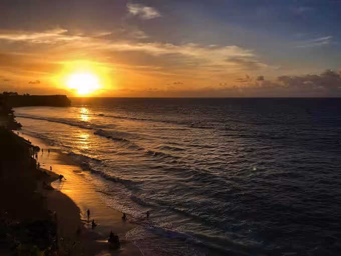sunset di pantai balangan