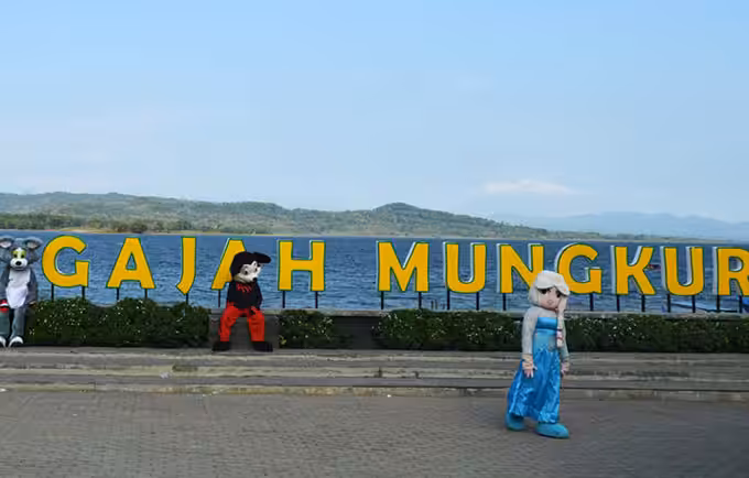 Foto Waduk Gajah Mungkur