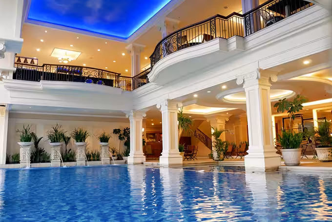 Kolam Renang di Susan Spa Resort