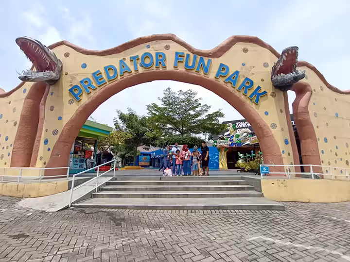 Lokasi Predator Fun Park