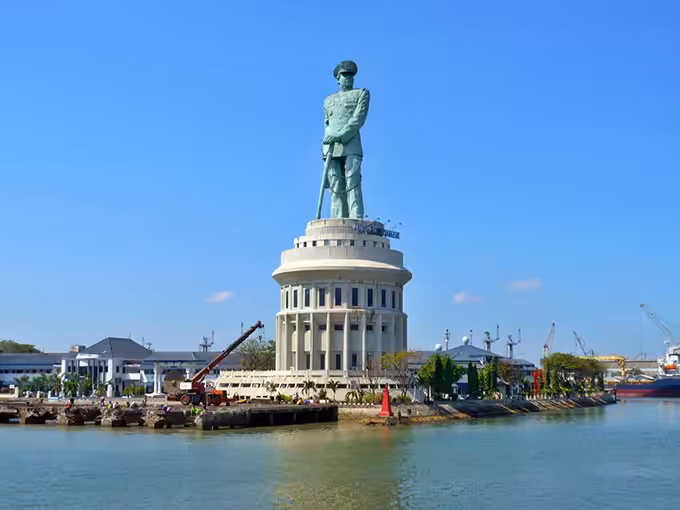 Monumen Jalesveva Jayamahe