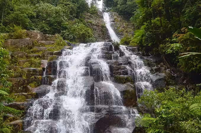 Air Terjun Tiga Tingkat
