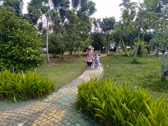 Objek Wisata Hutan Kota Tangerang