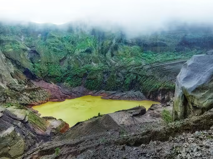 Kawah Gunung Kelud