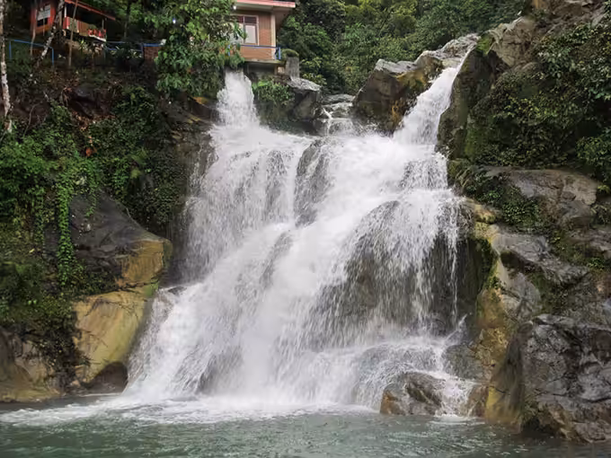 Air Terjun Suhom Lhoong