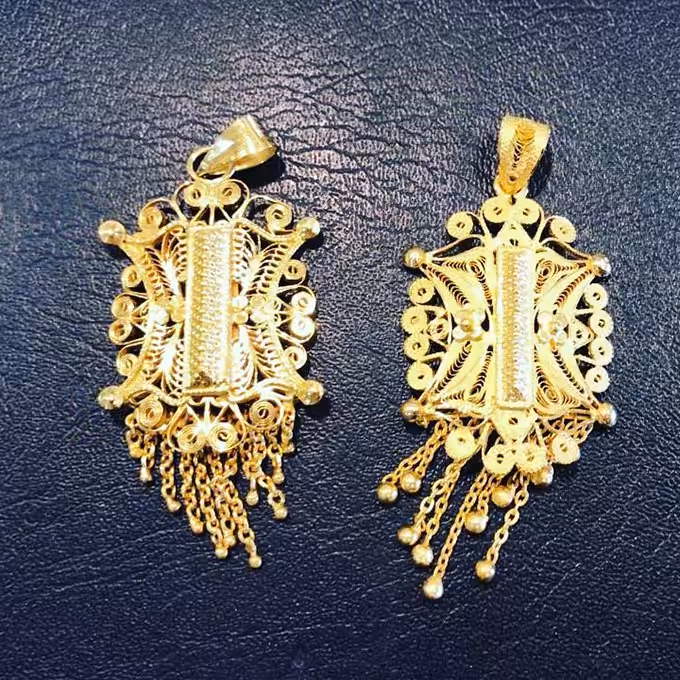 Perhiasan Pinto Aceh