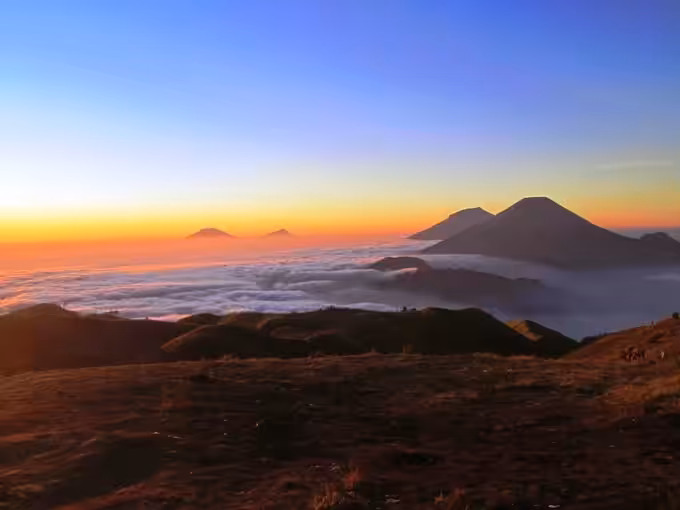 Sunrise di Gunung Prau