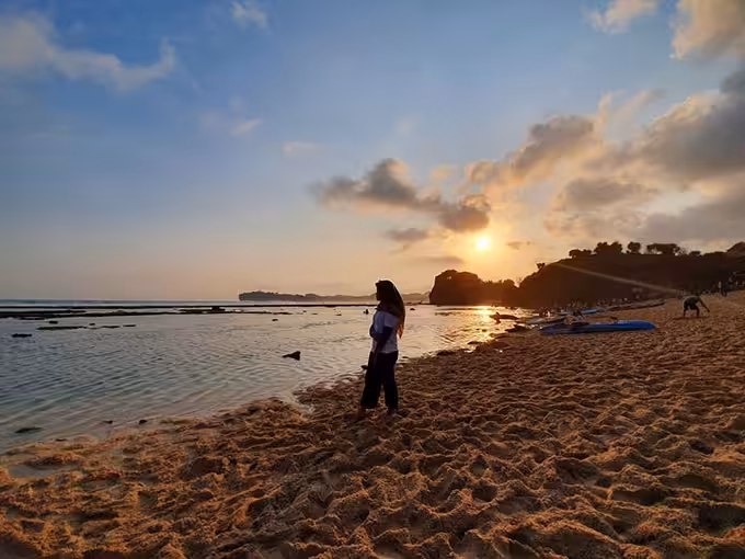 Sunset Pantai Sadranan