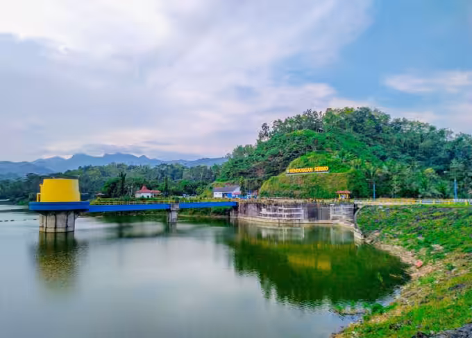 Waduk Sermo
