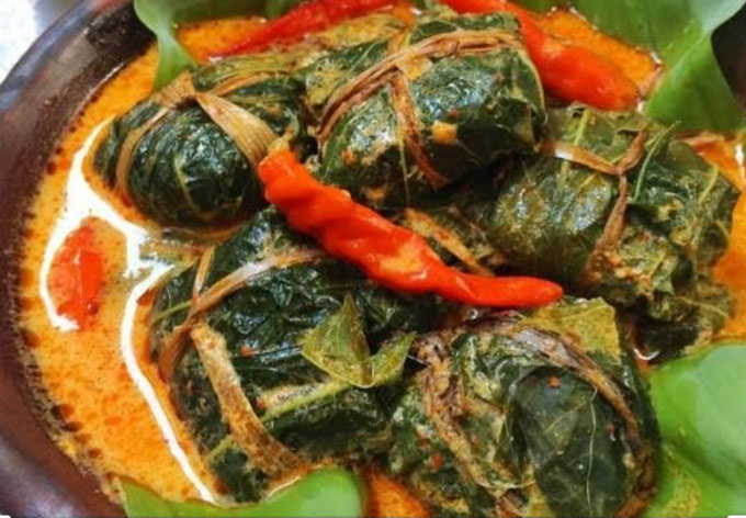 Buntil Daun Talas