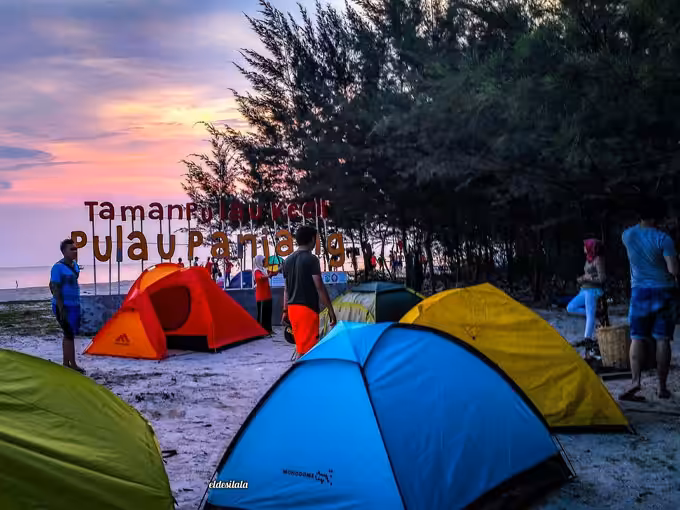 Camping di Pulau Panjang