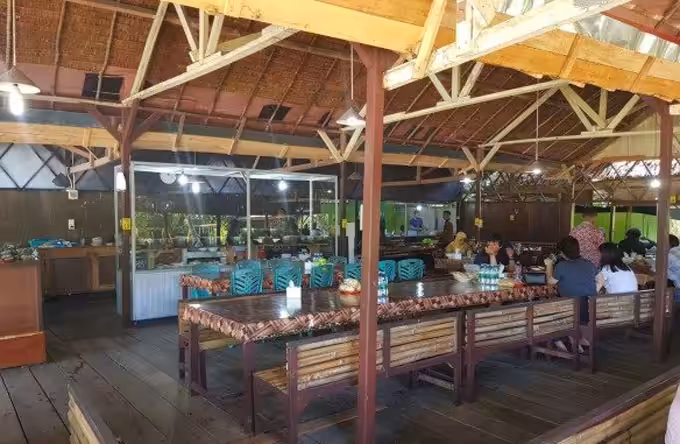 Rumah Makan Pak Abbas