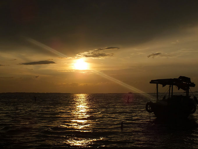Sunset di Pantai Tanjung Pasir