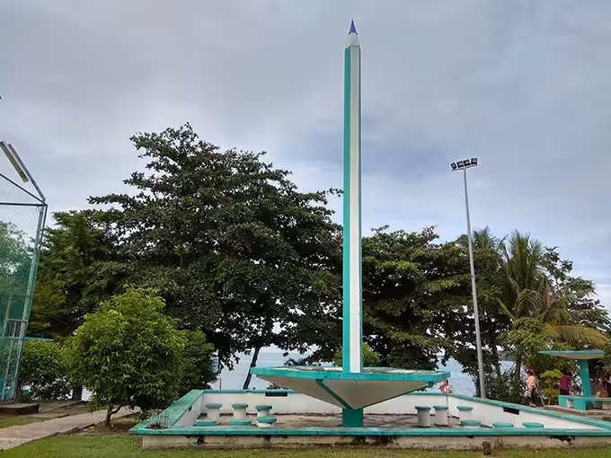 Tugu Pensil
