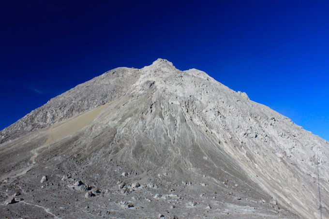 puncak gunung merapi jogja