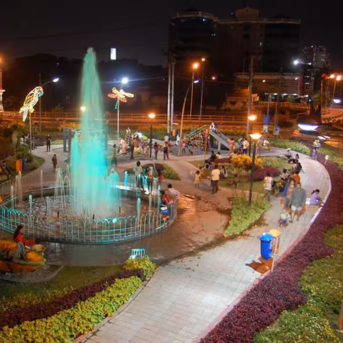 taman bungkul malam hari