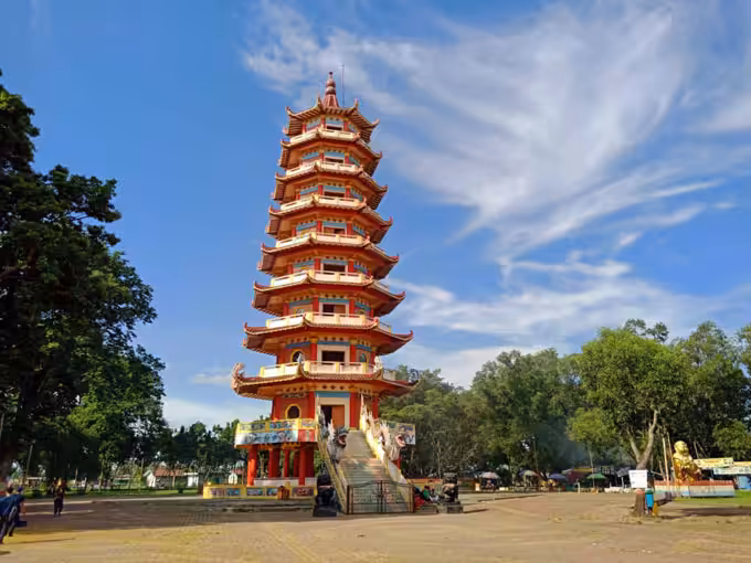 wisata pulau kemaro palembang