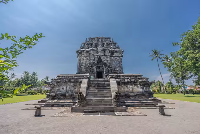 Candi Mendut Magelang