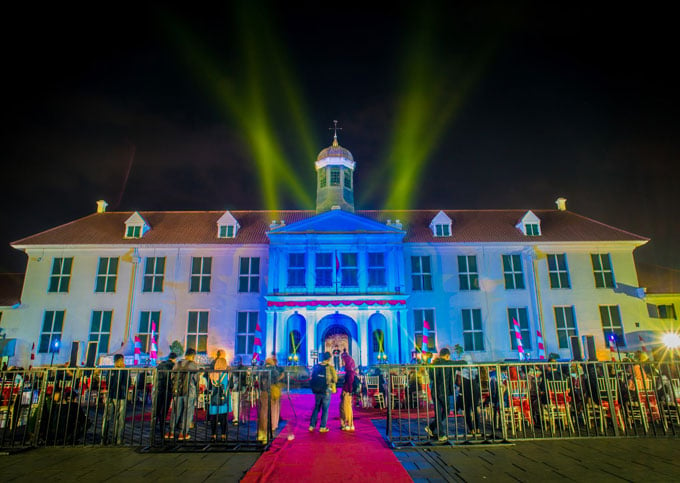 Kota Tua Jakarta Malam Hari