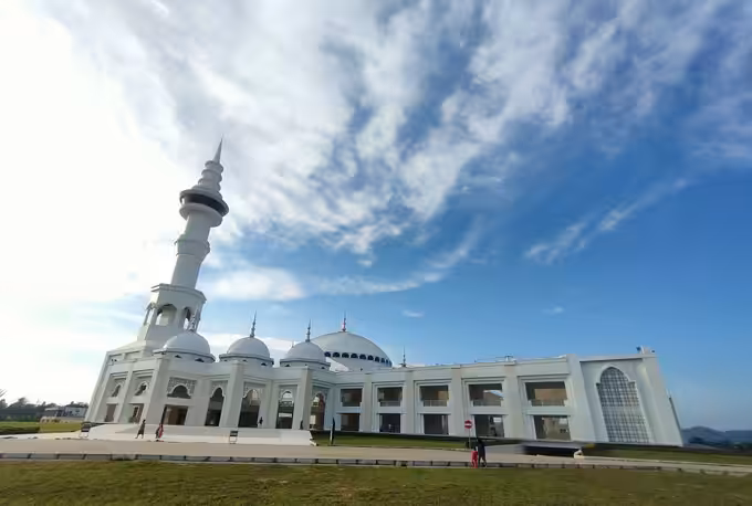 Masjid Sultan Mahmud Riayat Syah Batam