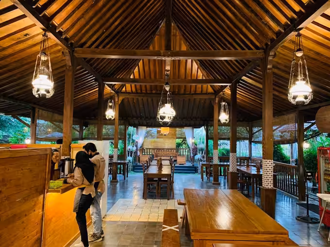 omah eyang resto klaten