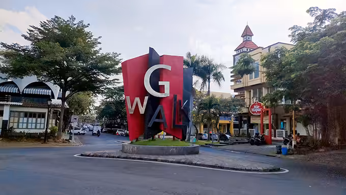 Lokasi G Walk Surabaya