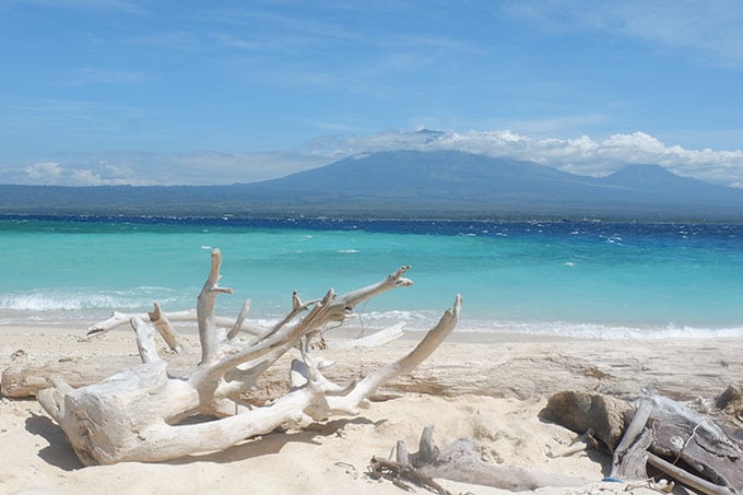 Lokasi Pulau Tabuhan