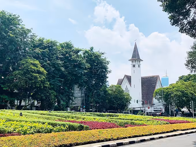 Lokasi Taman Suropati