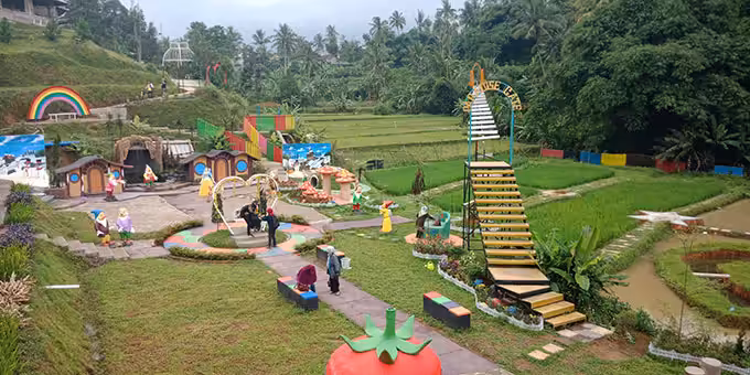 Taman Wisata Batu Apung Alam Hijau