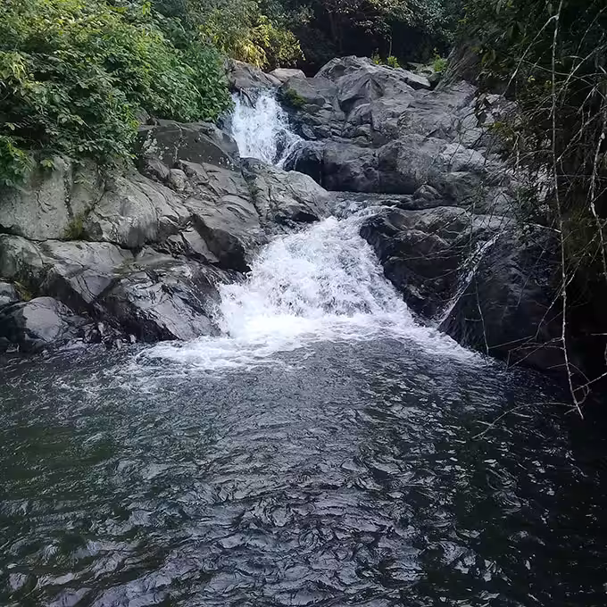 curug tilu purwakarta