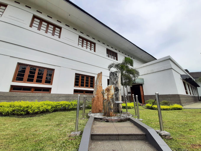 Lokasi Museum Geologi Bandung