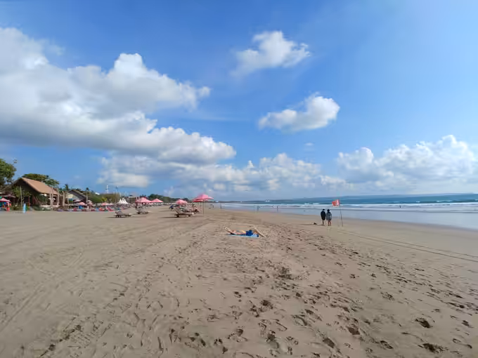 Pantai Double Six Bali