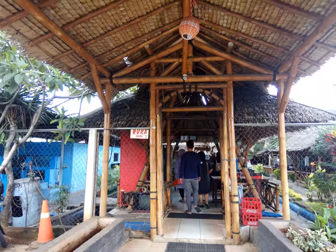 Restoran Pindang Meranjat Riu Pramuka