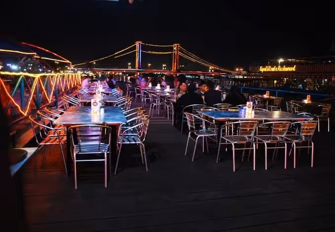 River Side Restaurant