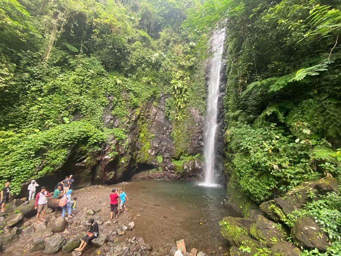 Air Terjun Kakek Bodo