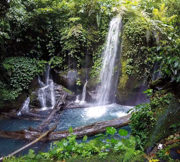 Air Terjun Pelaruga