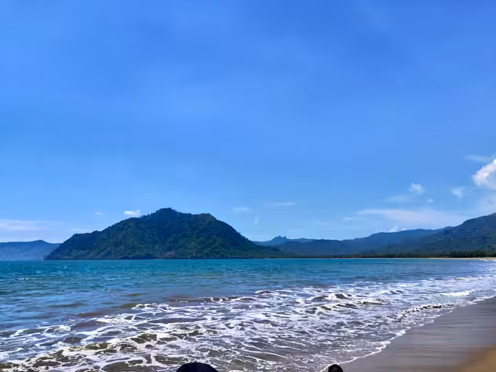 Pantai Prigi Trenggalek